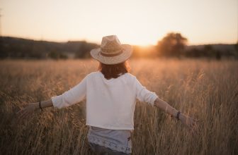 Een natuurlijke aanpak voor urineverlies: ontdek de voordelen van de REYU-behandeling